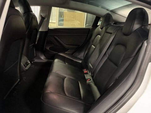 2020 Tesla Model 3 Standard Range