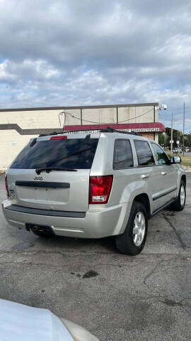 2009 Jeep Grand Cherokee Laredo