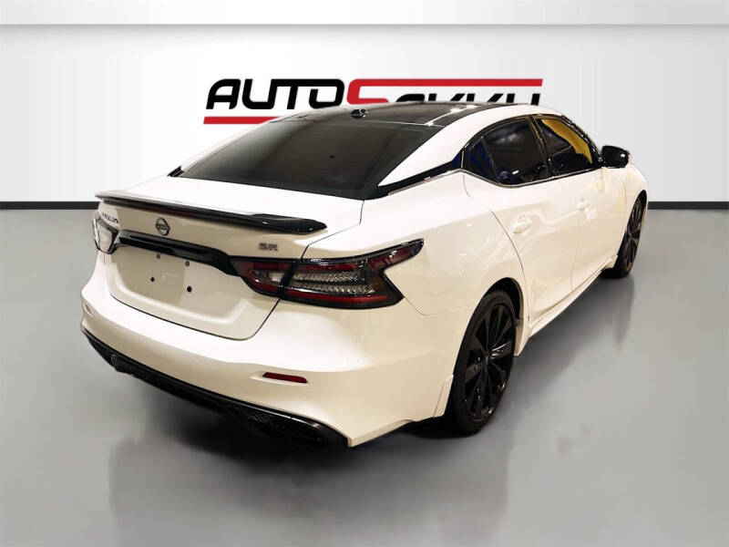 2023 Nissan Maxima 3.5 SR