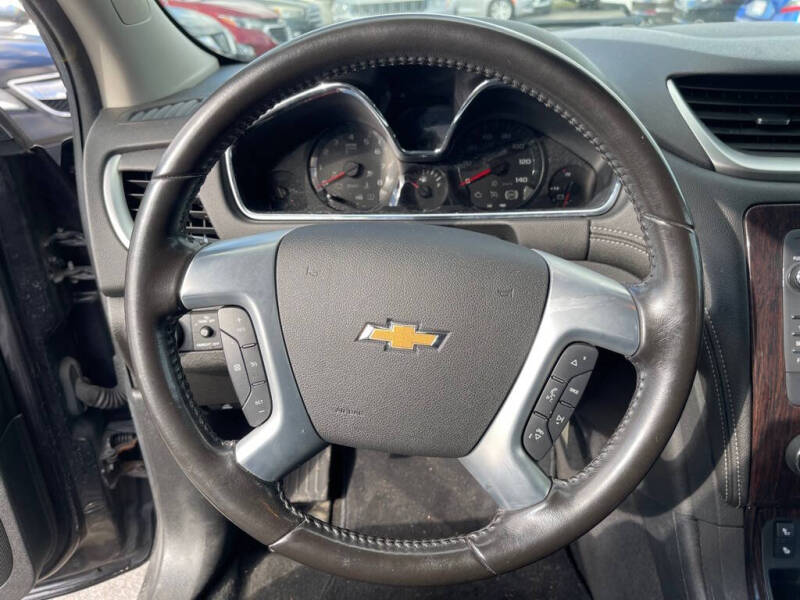 2017 Chevrolet Traverse LT