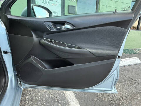 2017 Chevrolet Cruze LS Auto