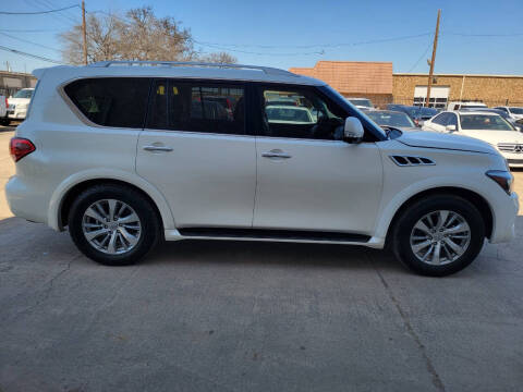 2017 Infiniti QX80