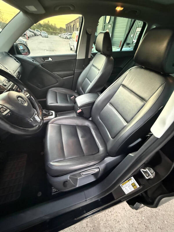 2013 Volkswagen Tiguan SE 4Motion