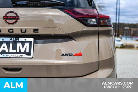 2025 Nissan Rogue Rock Creek