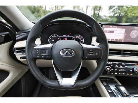 2025 Infiniti QX60 Pure