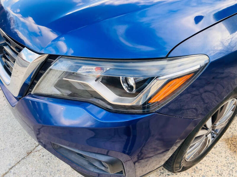 2017 Nissan Pathfinder