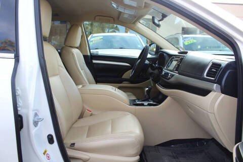 2015 Toyota Highlander LE Plus