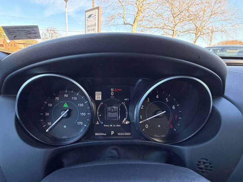 2017 Jaguar XE 35t R-Sport