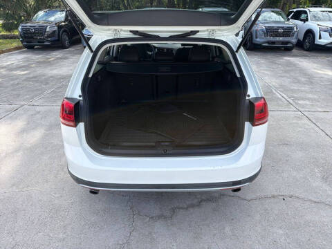 2017 Volkswagen Golf Alltrack