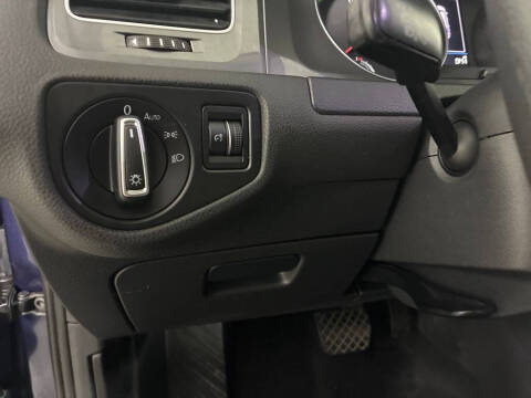 2016 Volkswagen e-Golf SE