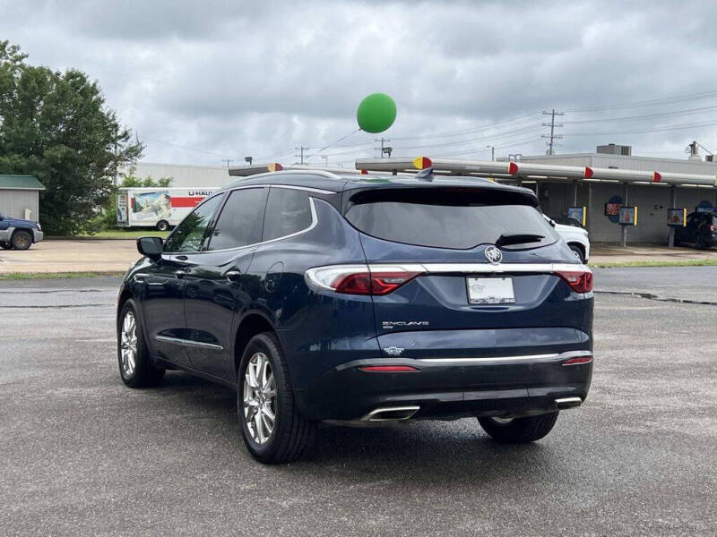 2024 Buick Enclave Essence