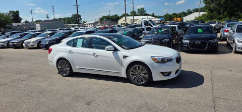 2016 Kia Cadenza