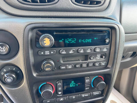 2004 Chevrolet TrailBlazer EXT LT