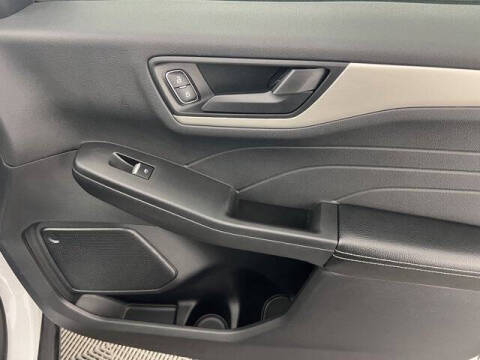 2022 Ford Escape S