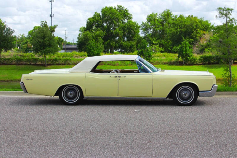 1967 Lincoln Continental