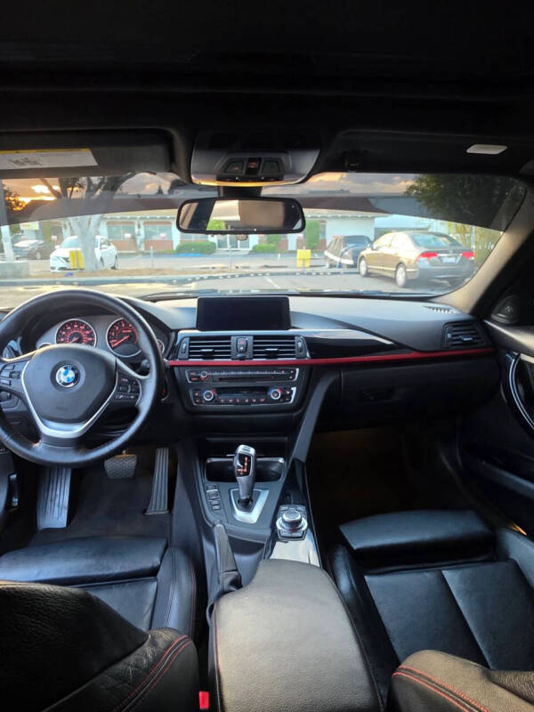 2013 BMW 3 Series 328i