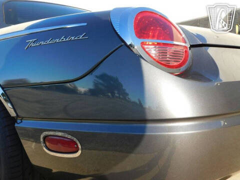 2003 Ford Thunderbird