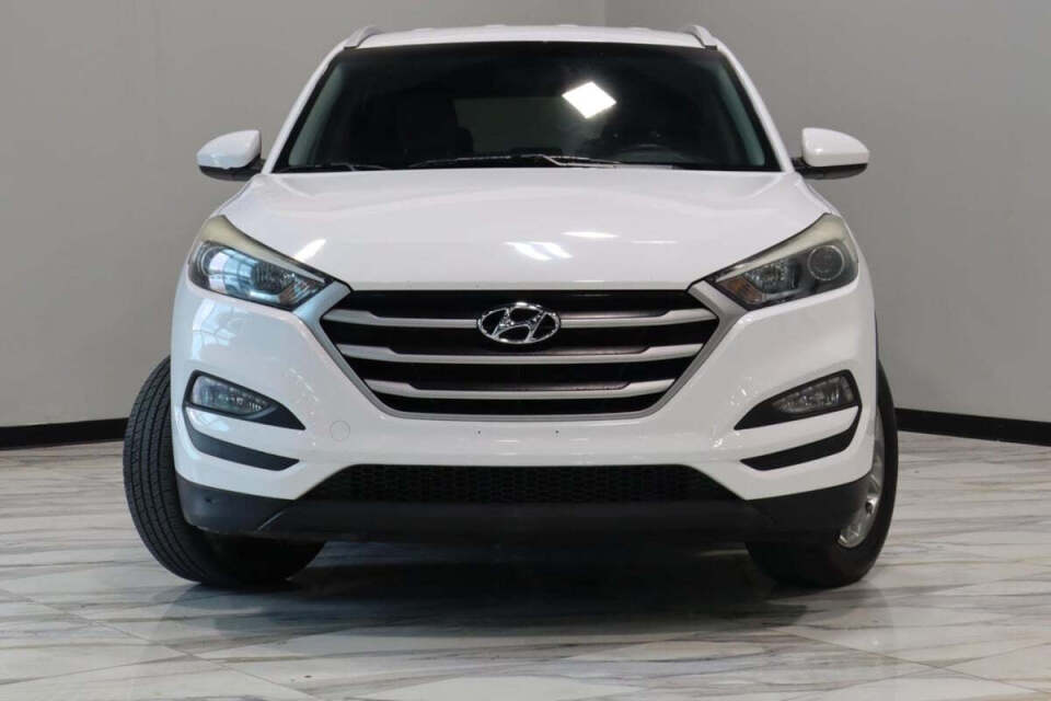 2018 Hyundai TUCSON for sale at IMD MOTORS, INC in Dallas, TX