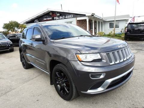 2015 Jeep Grand Cherokee for sale at One Vision Auto in Hollywood FL
