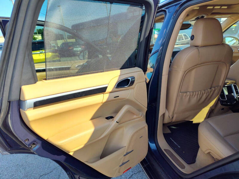 2011 Porsche Cayenne S Hybrid