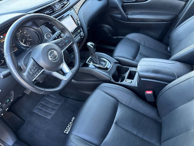 2022 Nissan Rogue Sport SL