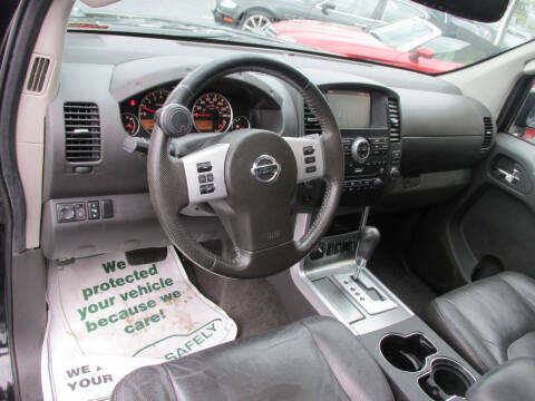 2012 Nissan Pathfinder Silver Edition