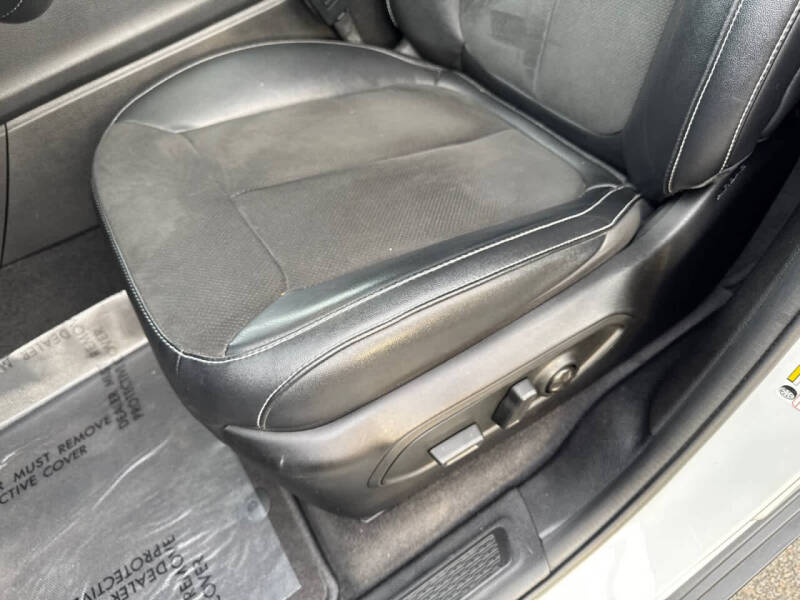 2022 Jeep Grand Cherokee L Altitude