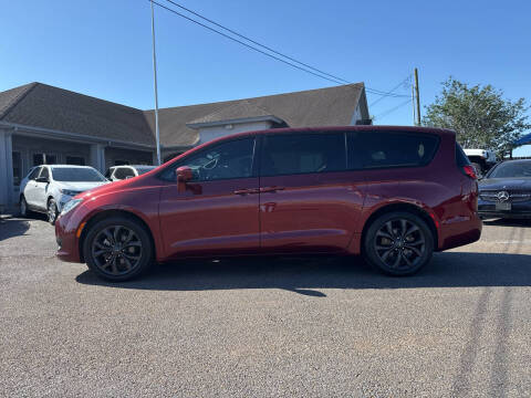 2020 Chrysler Pacifica Touring