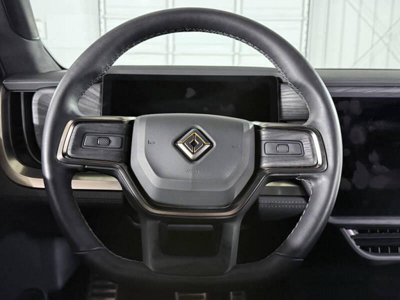 2022 Rivian R1T Adventure