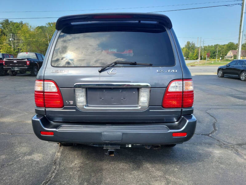2004 Lexus LX 470