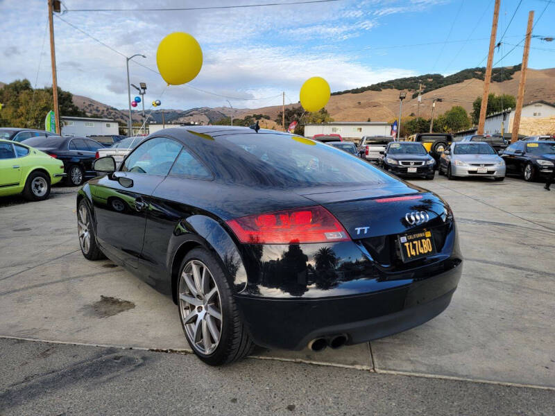 2010 Audi TT Premium photo 7