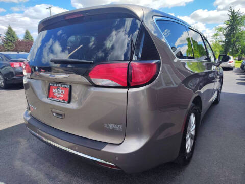 2018 Chrysler Pacifica Touring Plus