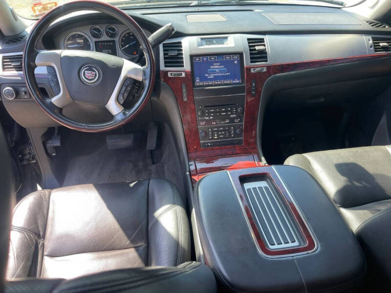 2013 Cadillac Escalade ESV Luxury