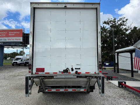 2022 Freightliner M2 106