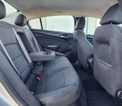 2017 Chevrolet Cruze LT Auto