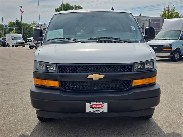 2025 Chevrolet Express LS 3500