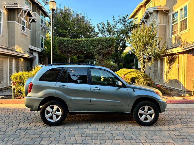2005 Toyota RAV4