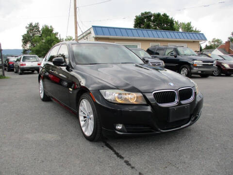 2011 BMW 3 Series for sale at Supermax Autos in Strasburg VA