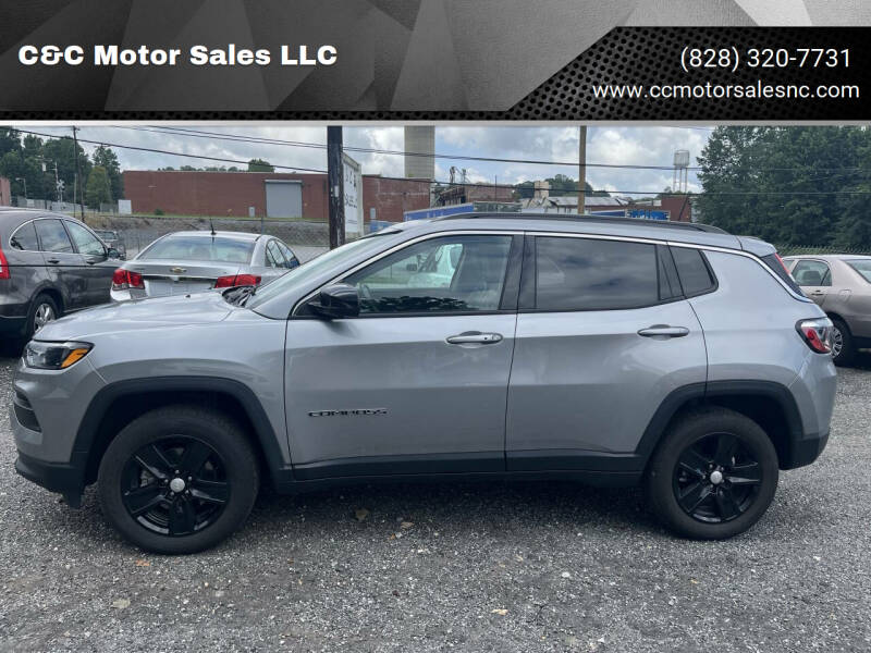 2022 Jeep Compass Latitude's photo
