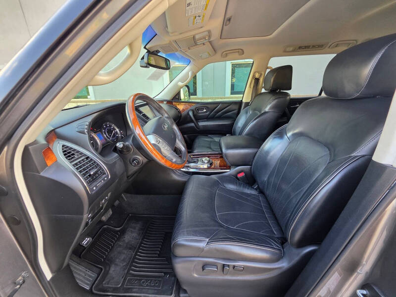 2017 Infiniti QX80