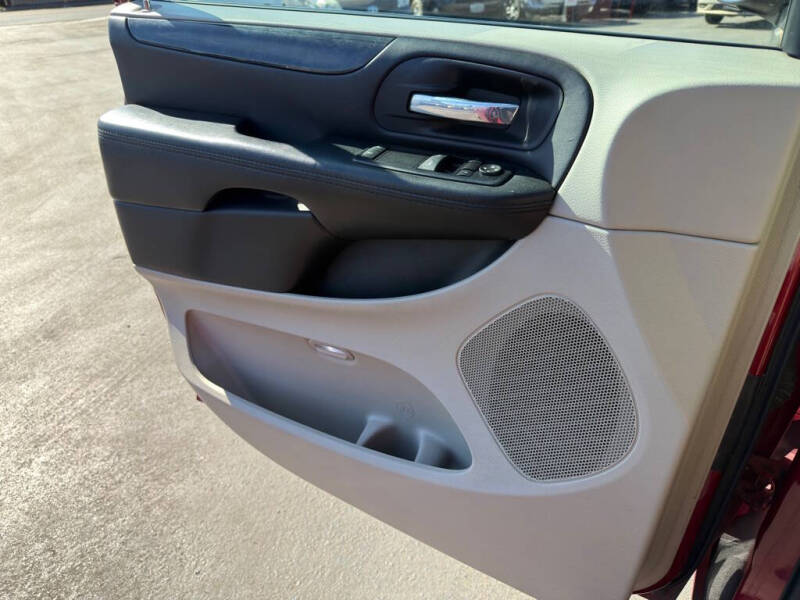 2015 Dodge Grand Caravan American Value Package