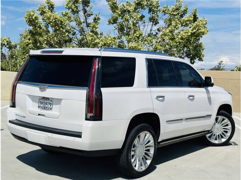 2016 Cadillac Escalade Platinum