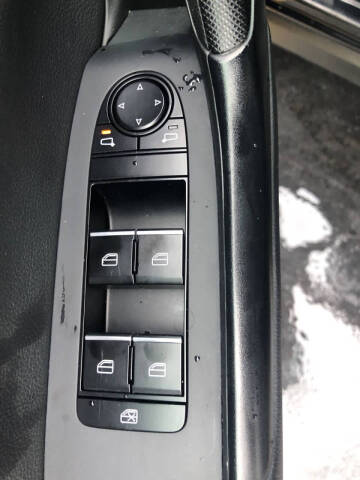 2024 Mazda CX-50 2.5 S Preferred