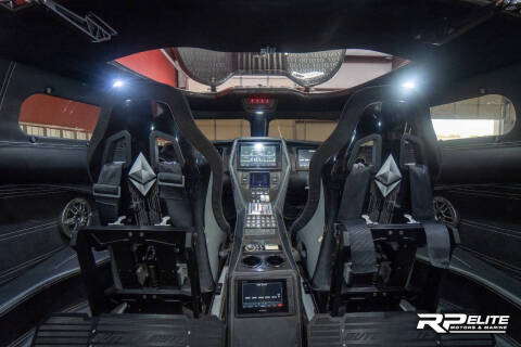 2019 Outerlimits SV43