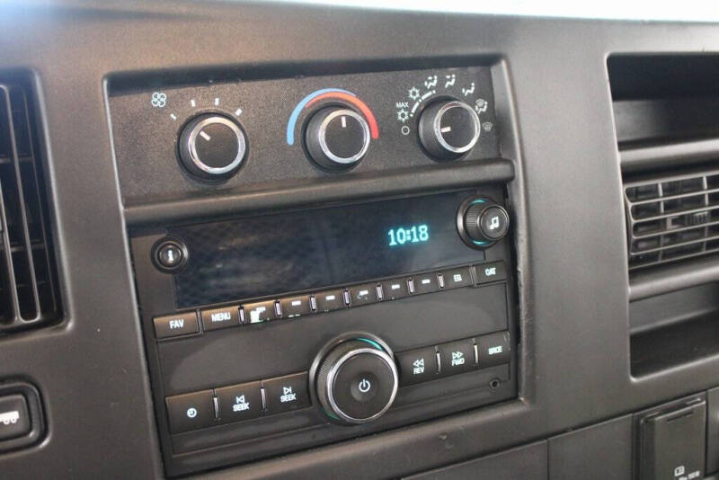 2017 Chevrolet Express 2500