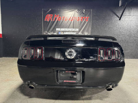 2005 Ford Mustang