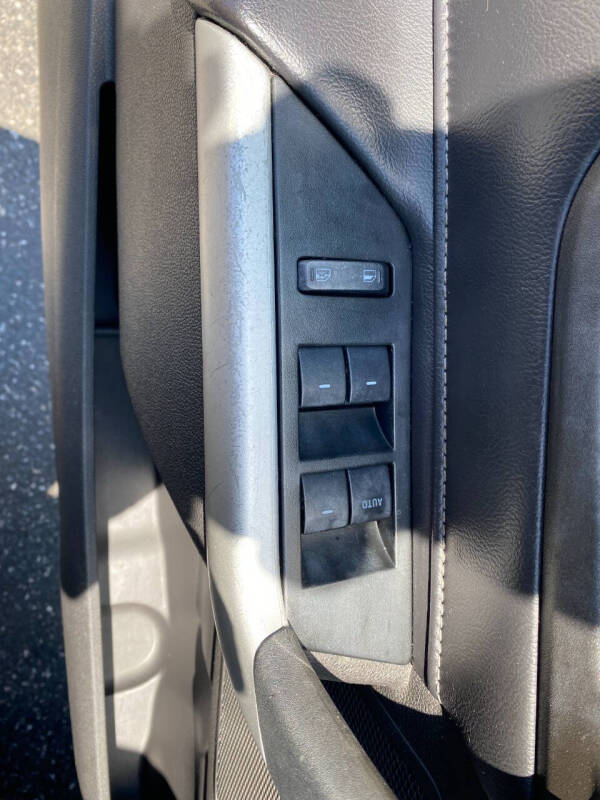 2012 Ford Edge SE