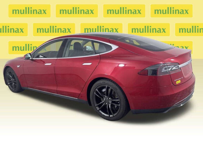 2015 Tesla Model S 70D