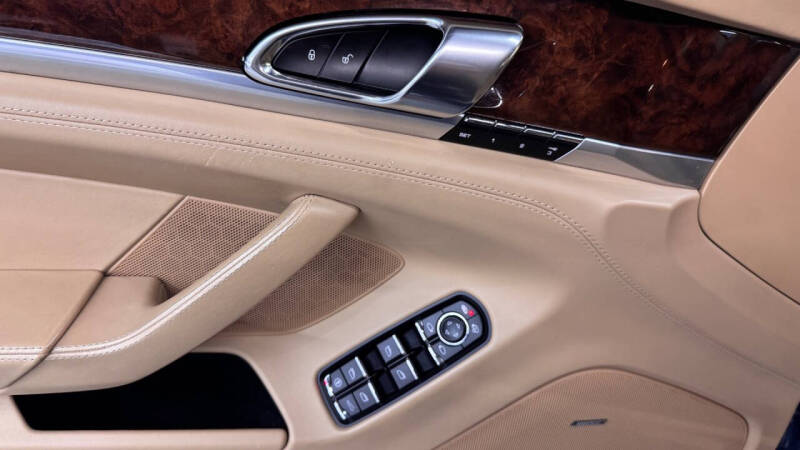 2013 Porsche Panamera