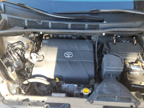 2012 Toyota Sienna Limited 7-Passenger